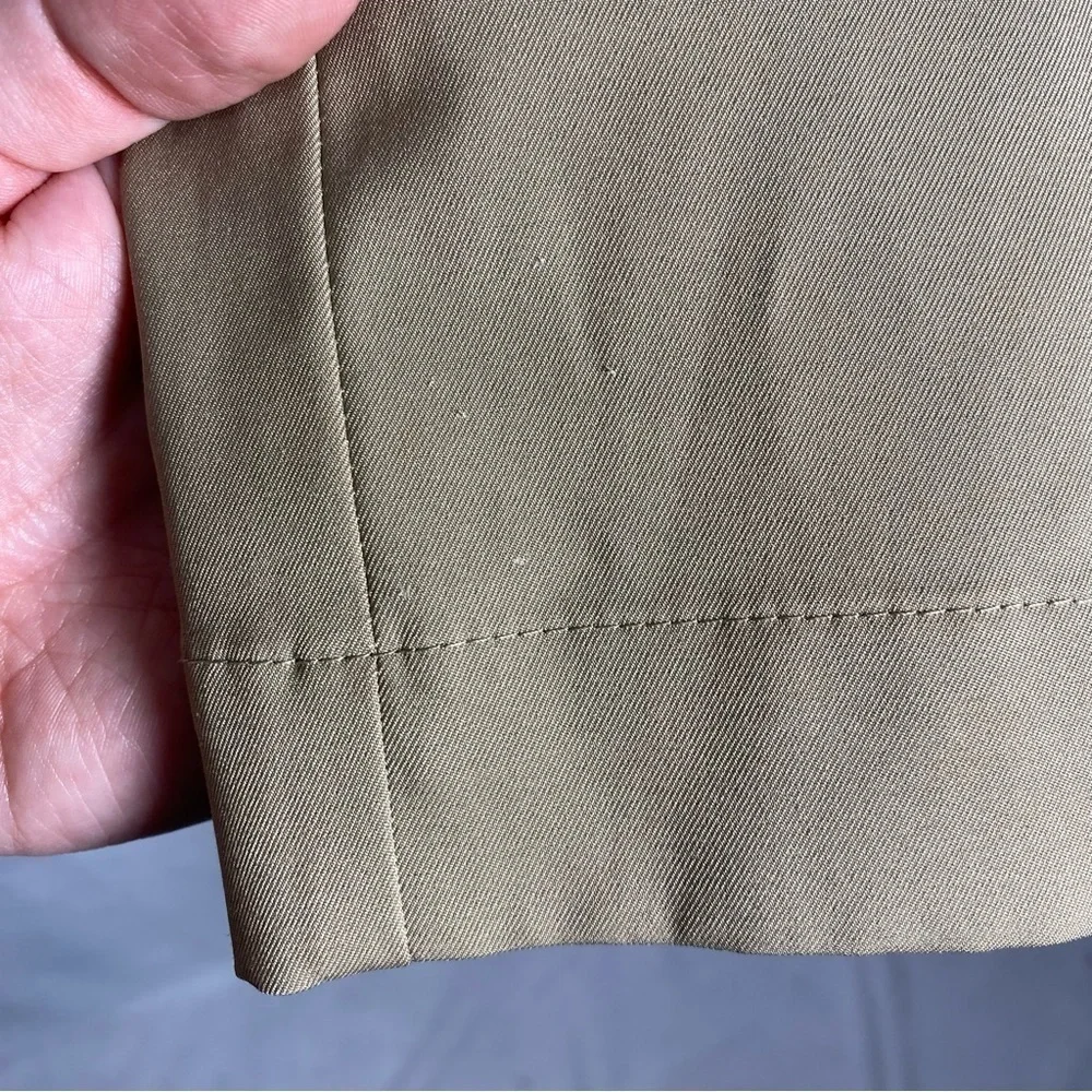 Nike Dri Fit Tech Golf Pants Beige Khaki Flat Front 319685-237 size 36x32